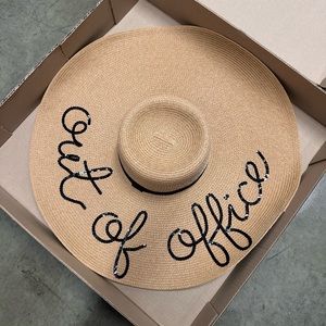 Summer hat with custom writing